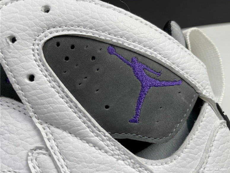 Flint Jordan  Retro  (2021) CU9307-100 7 0118